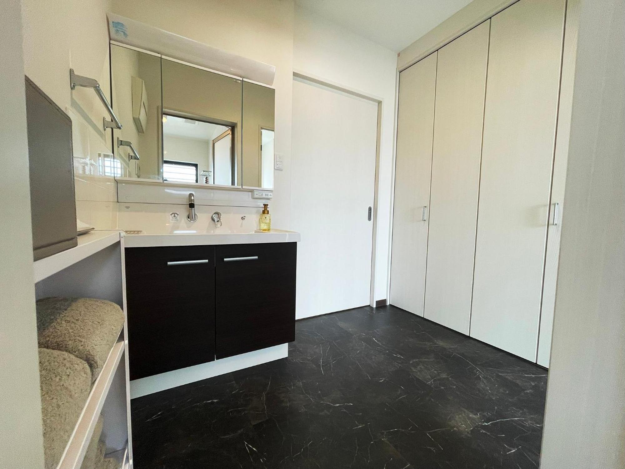 ＆Monde. Okinawa Arena Condominium Bagian luar foto
